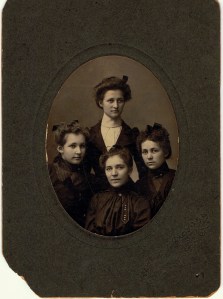 HattieJuliaAnnaMelanieLutz